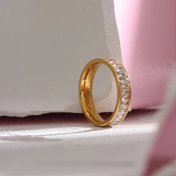 Cubic Zirconia Ring Jewelry Exquisite Wedding Engagement Band Gold Plated 8 New - Picture 5 of 14